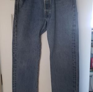 Used Men Levi's Button Fly 501 Size 32/30 Jeans